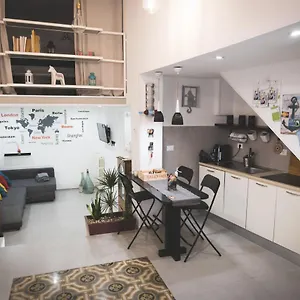 Porto 48 , Bari Italie